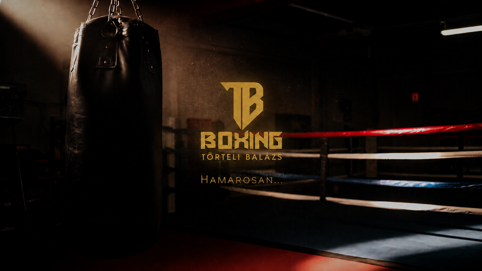 Törteli Boxing hamarosan oldal bokszterem háttérrel